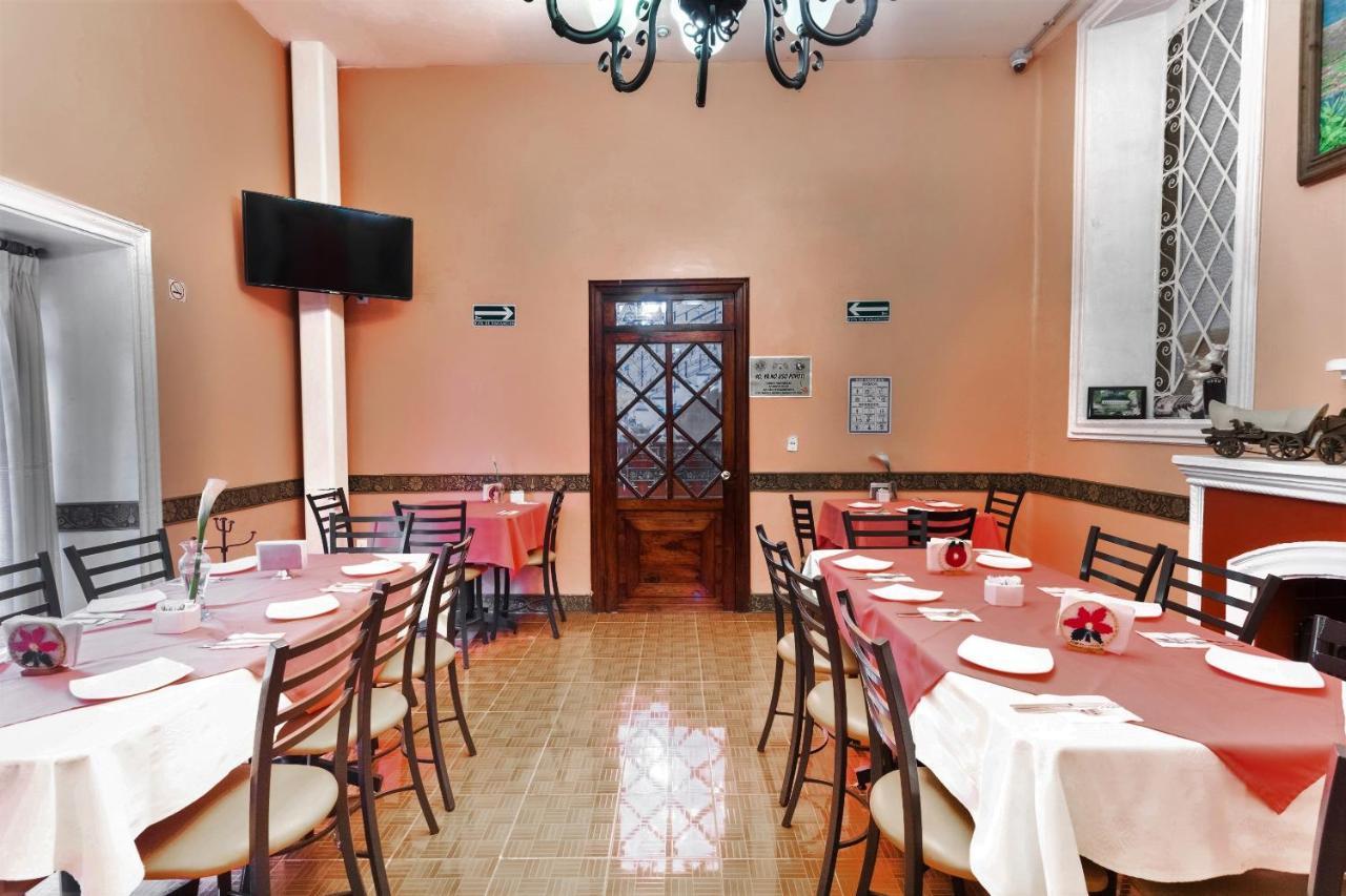 Capital O Casa Real Hotel Huauchinango Exterior photo
